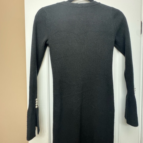 Ann Taylor Black PEARLIZED BUTTON CUFF V-NECK SWEATER DRESS - Size XS - Picture 10 of 14